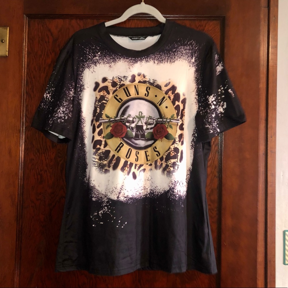 New! Guns N’ Roses soft tee